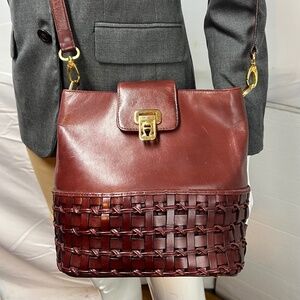 Vintage Etienne Aigner Reddish Brown Leather Woven Crossbody Bag Tote Gold Buckl